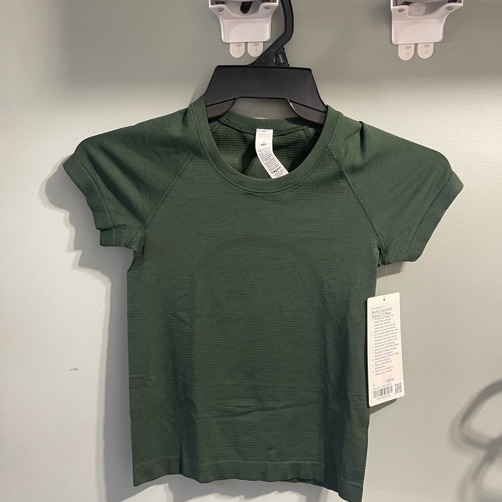 Women’s lululemon swiftly tech shirt